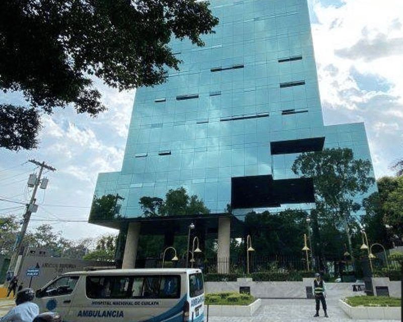 En Renta oficina en Aristos Reforma zona 9