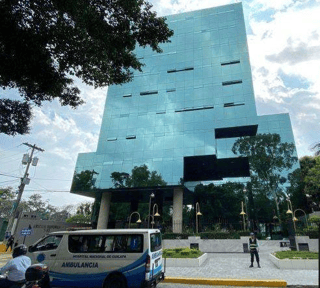 En Renta oficina en Aristos Reforma zona 9