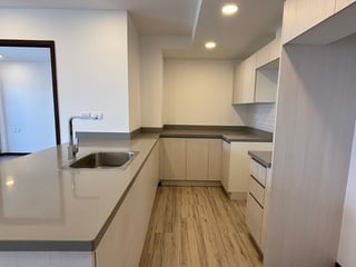 Venta de apartamento para inversión -2 habitaciones - zona 10 Ref-6021 - 2