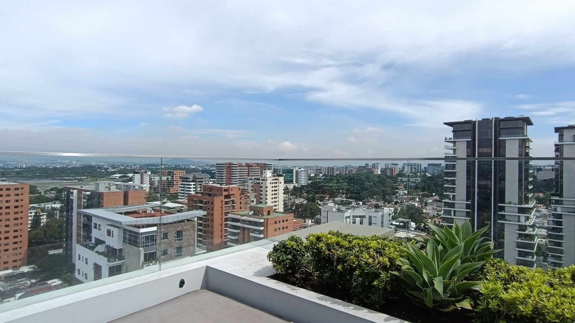 Apartamento en renta - 3 habitaciones Edificio NOVUS zona 14 Ref-6031 - Miniatura 10