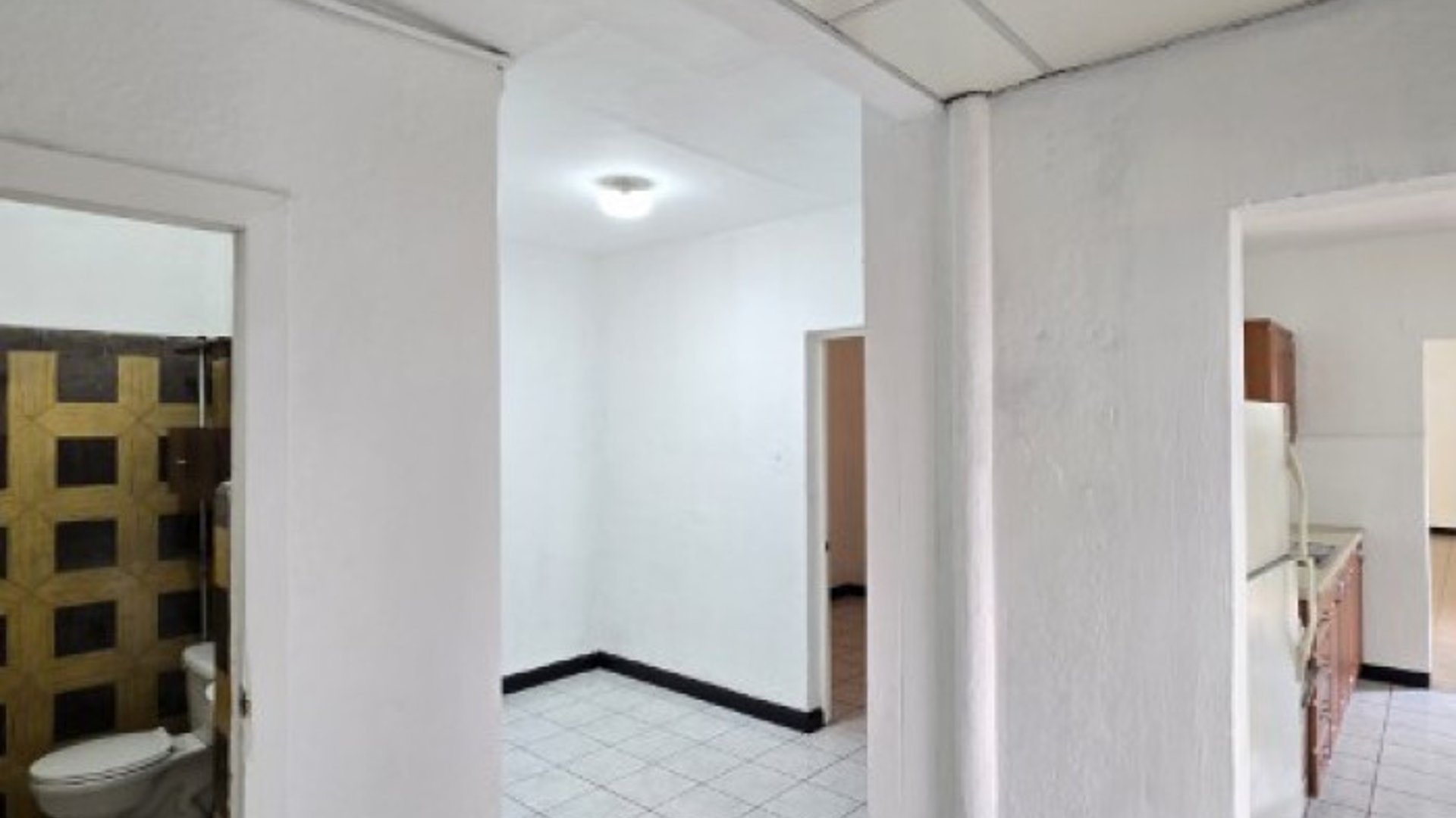 Propiedad para Uso Comercial en zona 12 - Miniatura 15