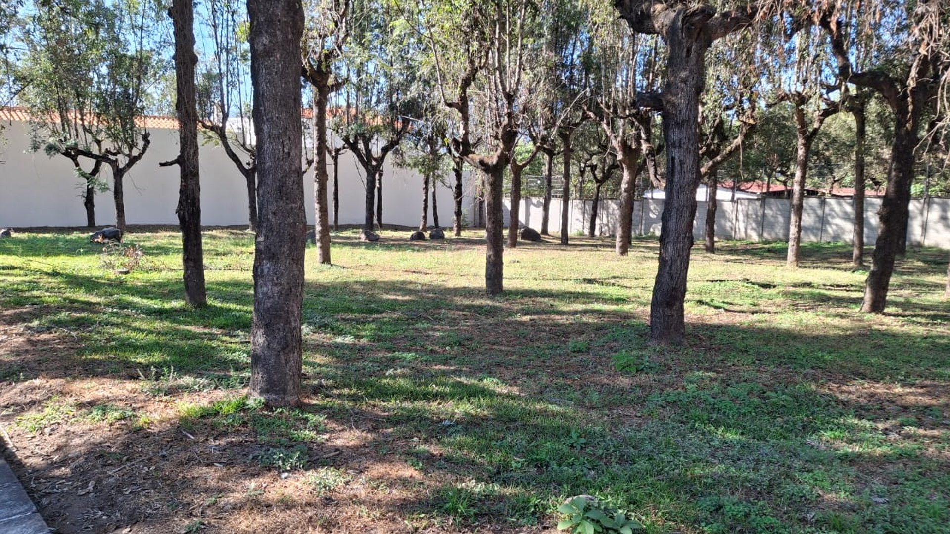 TERRENO EN VENTA  DENTRO CONDOMINIO EN ANTIGUA G,