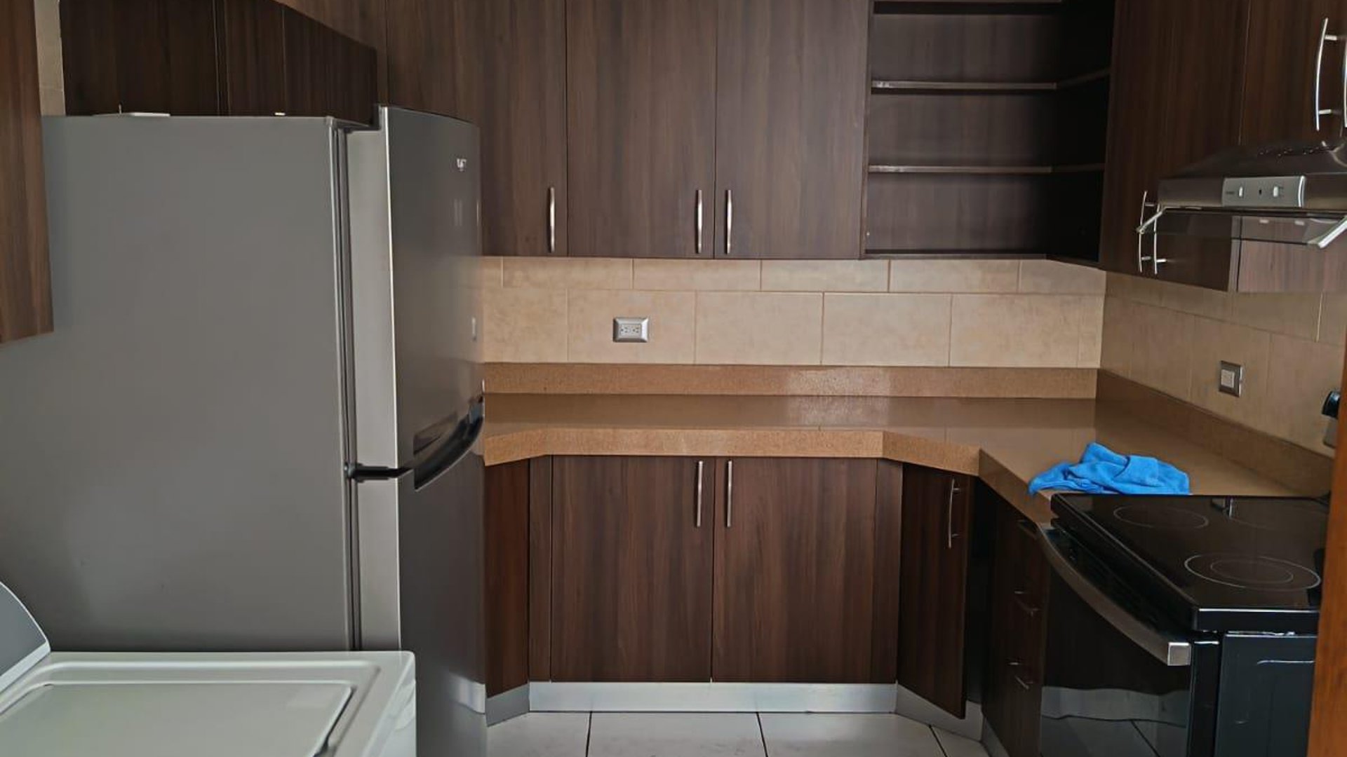 Casa en Renta zona 10 / 20 calle - Miniatura 5