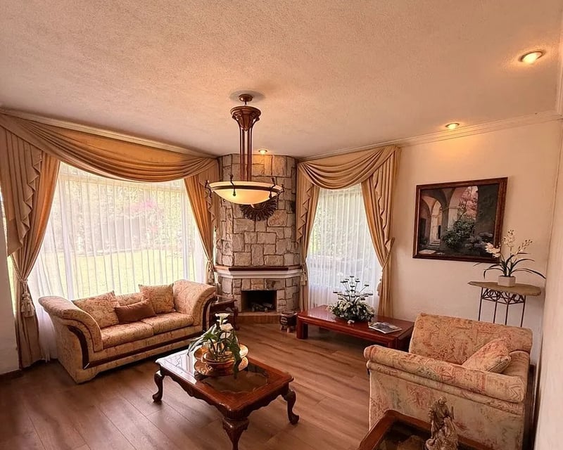 Casa con jardín en venta - 5 habitaciones en Km 23.5 CAES Ref-5813