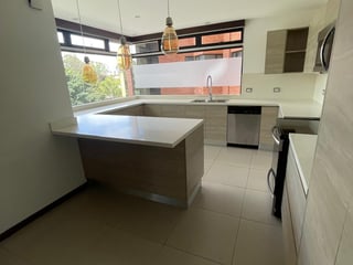 Apartamento en alquiler o venta Villa Fontana, zona 14 - 5