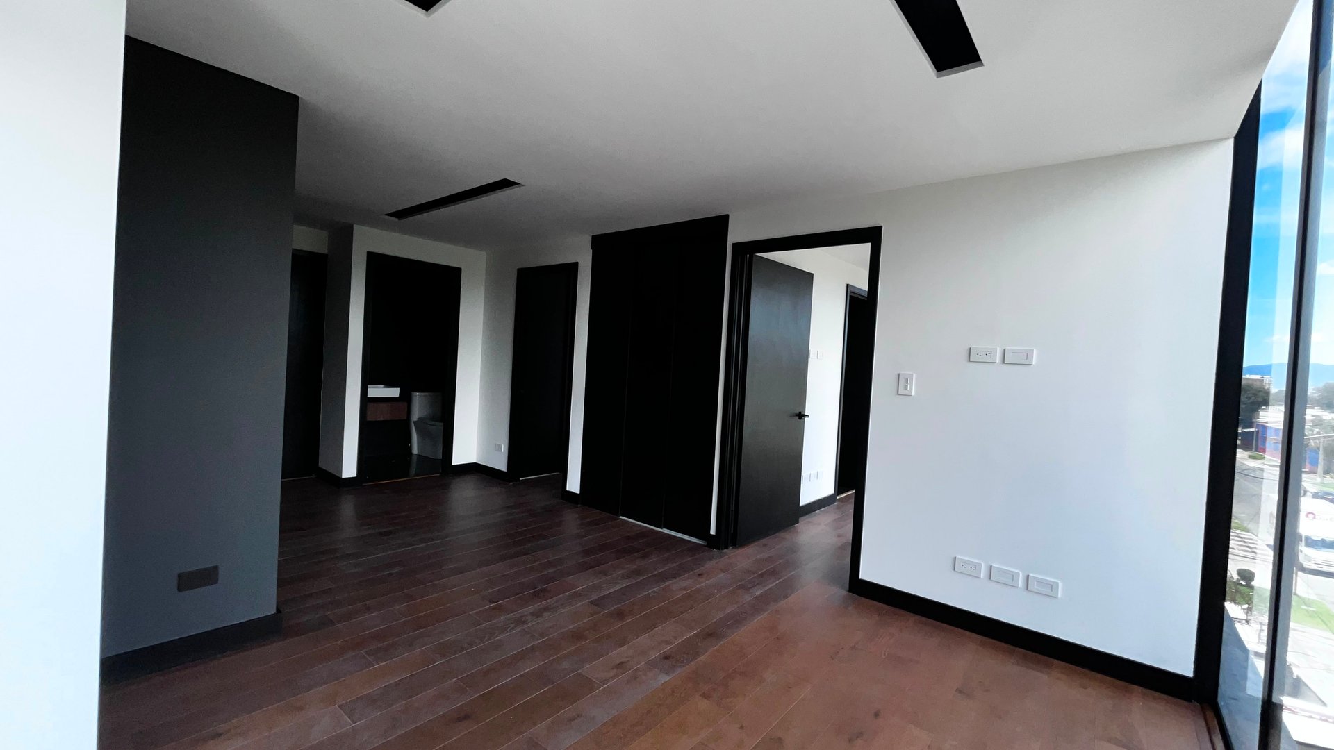 ???? APARTAMENTO EN RENTA – 2 HAB + LÍNEA BLANCA | VILLA MARISCAL | Z.11 - Miniatura 5