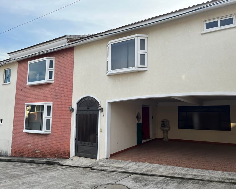 📍 CASA EN VENTA – 4 HAB | COLINAS DE SAN CRISTÓBAL VI | Z.8 DE MIXCO