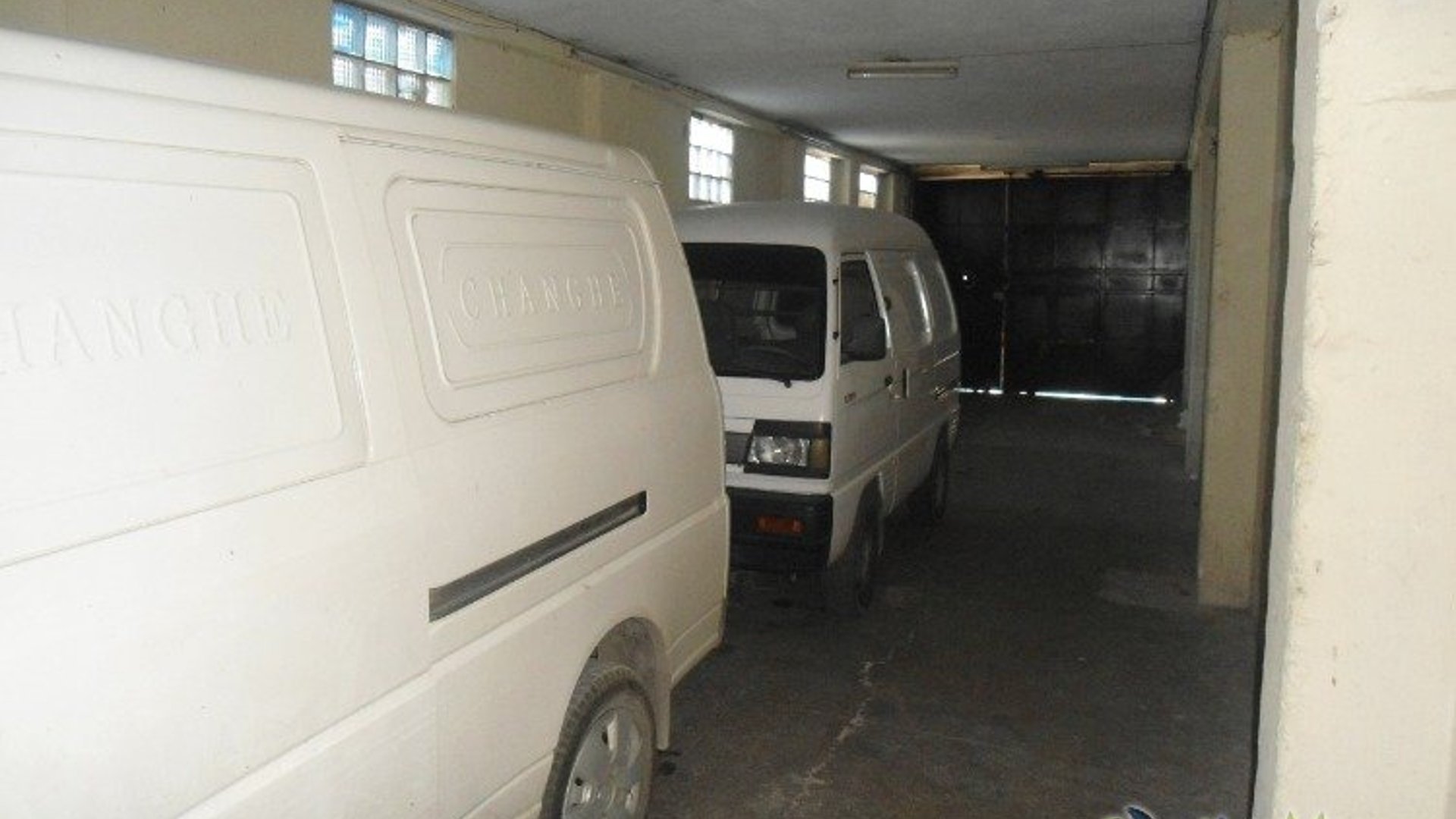 Alquiler o venta edificio comercial en zona 2 Guatemala - Miniatura 5