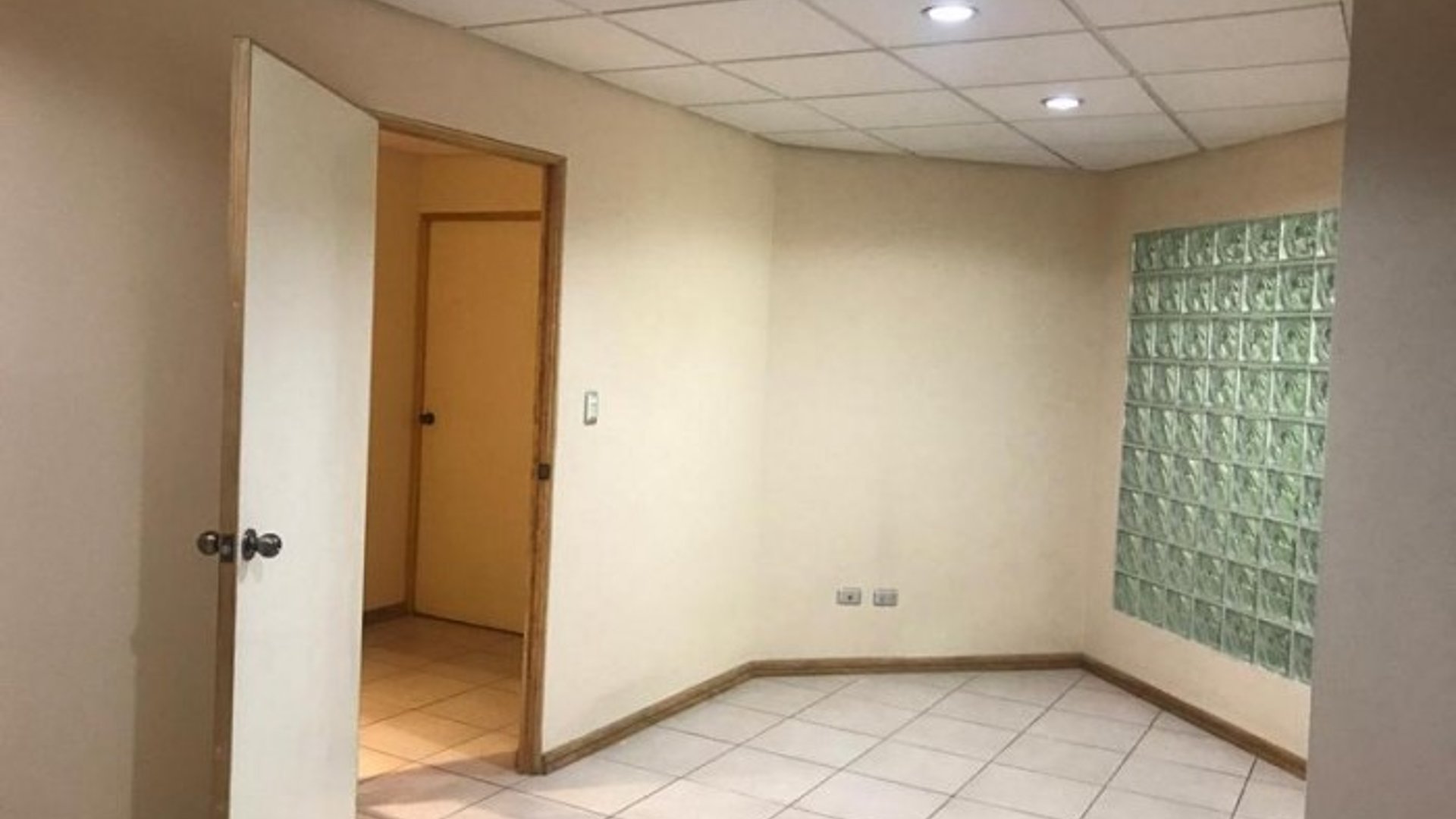 Oficina en Renta para uso de servicios médicos