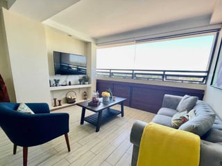 Alquilo o Vendo  apartamento en zona 9 amueblado y equipado - 2