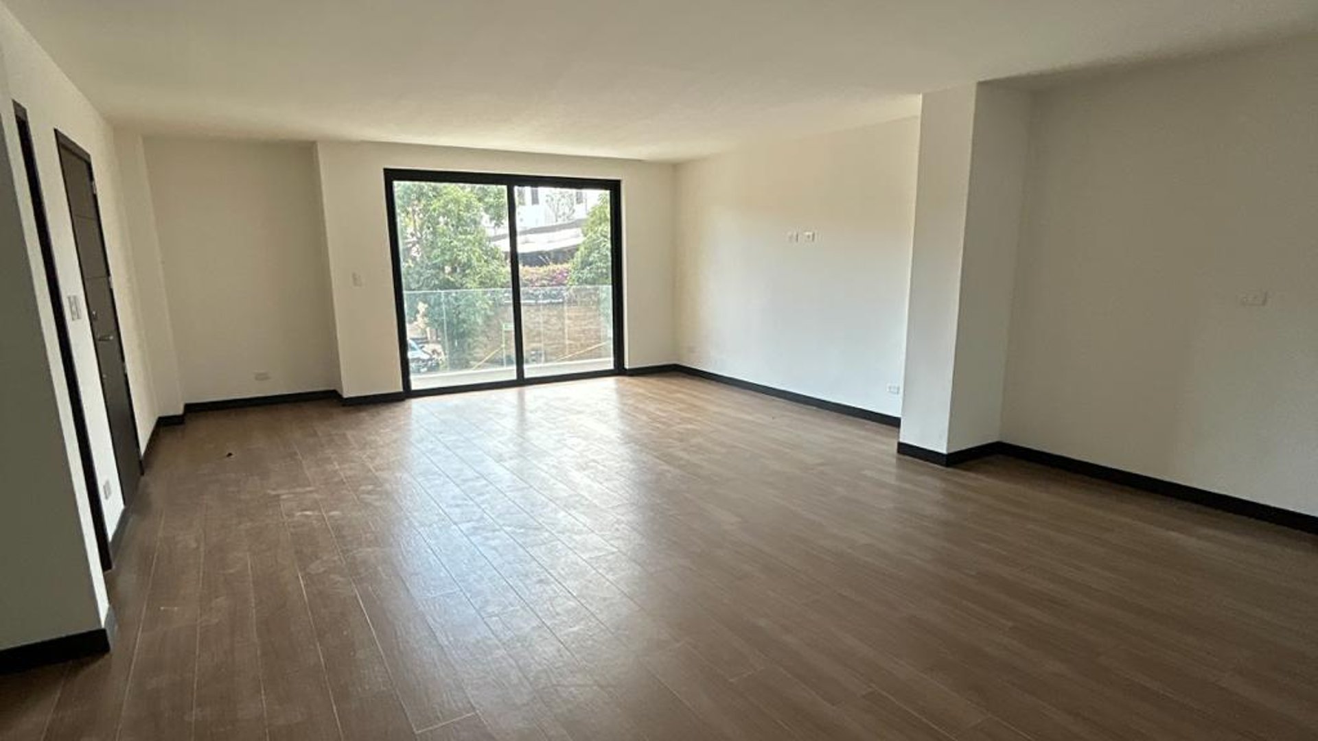 Exclusivo Apartamento en Zona 13, Ciudad de Guatemala - Lujo y Espacio