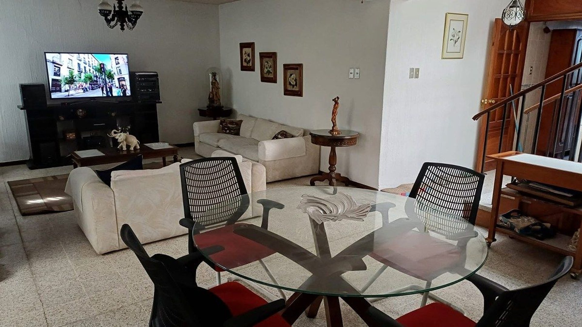Casa Semi-Amueblada en Renta – Boulevard Vista Hermosa, Zona 15 - Miniatura 4