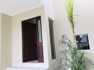 VENDO LINDA CASA EN RES. SAN ANTONIO Km. 16,5 CARRET. AL SALVADOR - 2