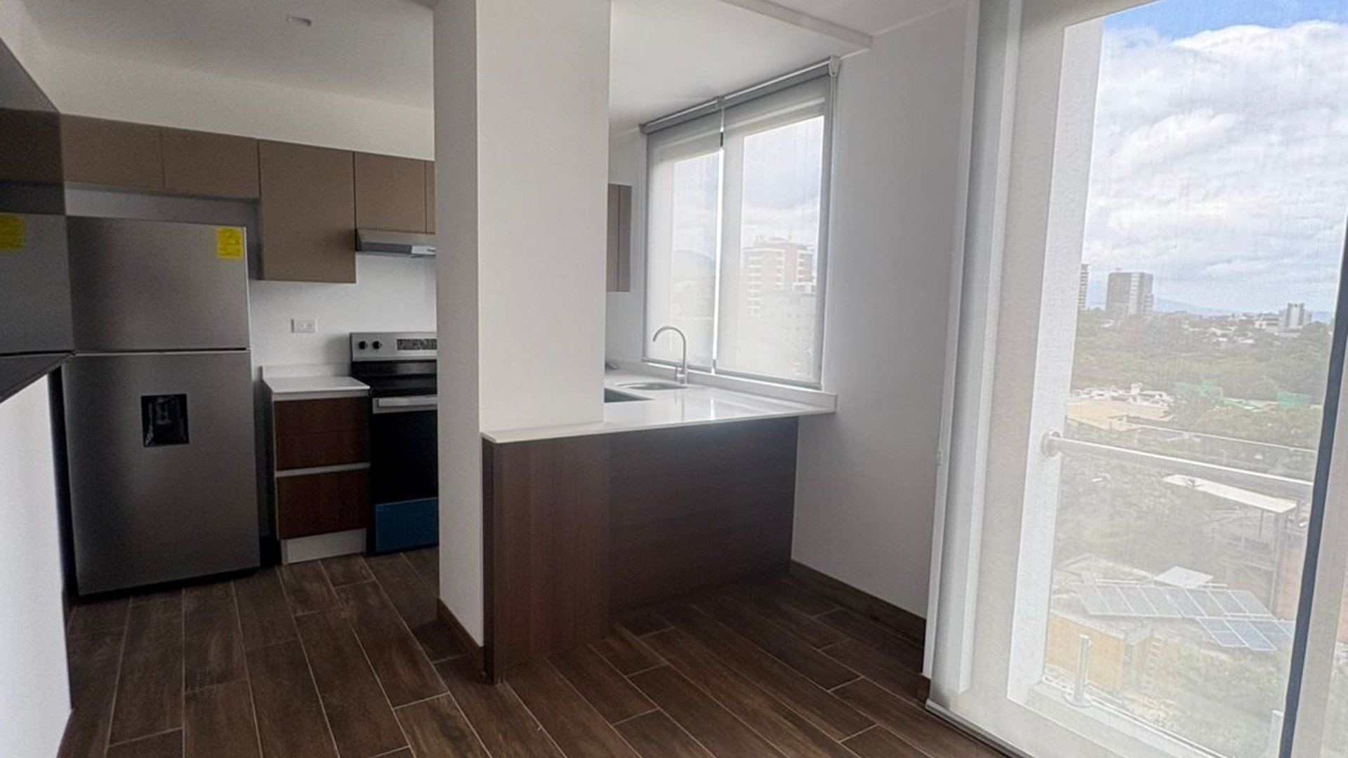 Apartamento en Alquiler Edificio Vila Quince, zona 15 VH2
