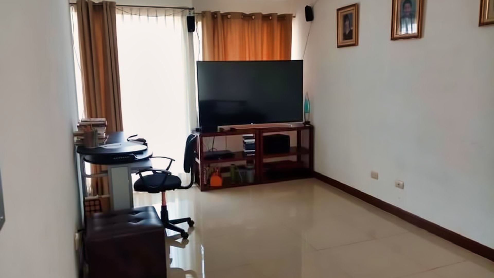 Casa en alquiler – Sector B3, Ciudad San Cristóbal - Miniatura 11