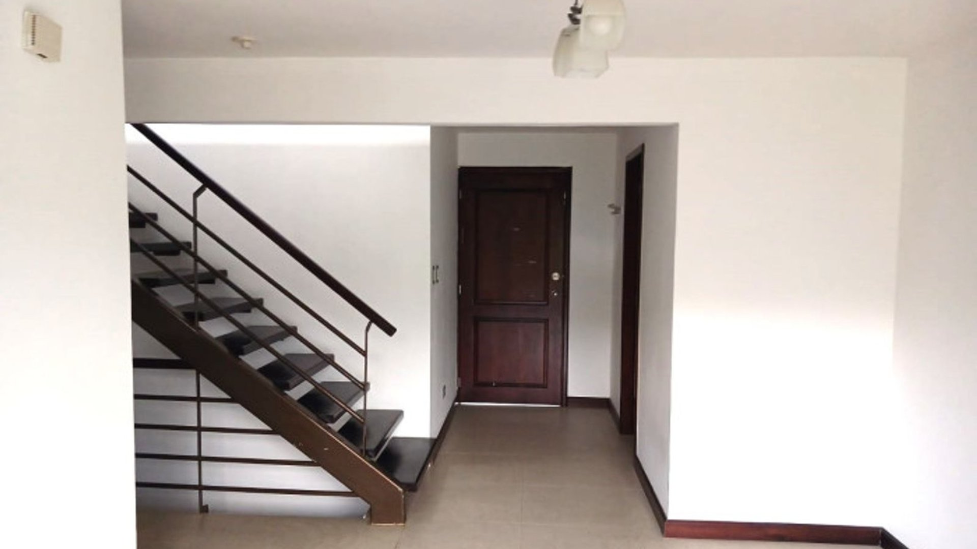 Casa moderna en renta en area exclusiva - Miniatura 10