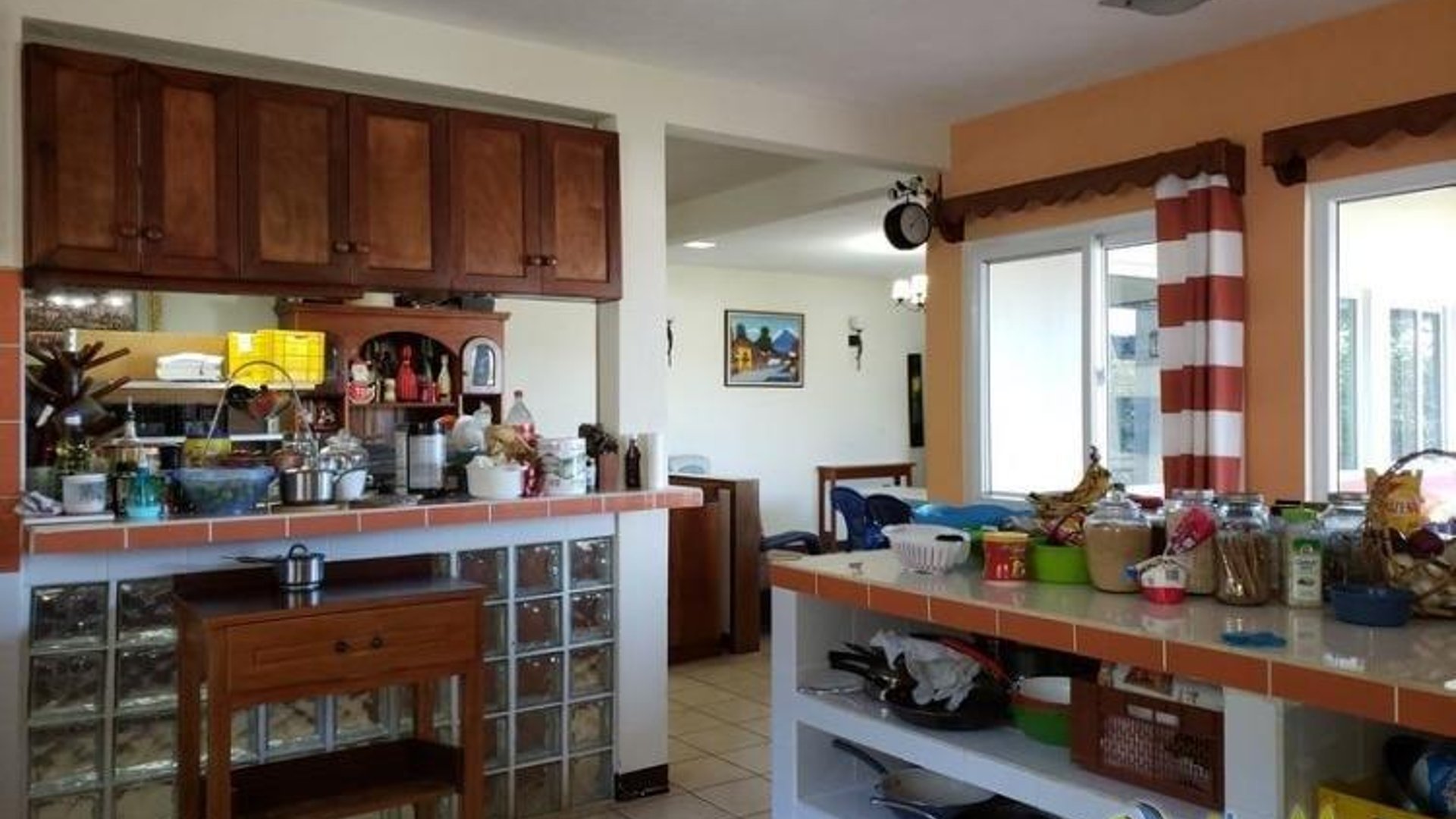 Casa en Venta en las afueras de Santiago Sacatepequez ! - Miniatura 8