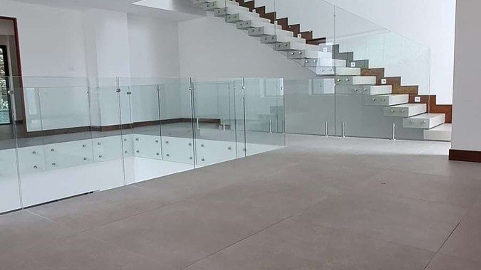 EL PULTE EQUESTRE | RESIDENCIA EXCLUSIVA EN RENTA ZONA 16 - Miniatura 30