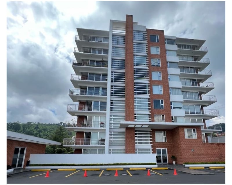 Vendo Apartamento en Edificio Nueva Caledonia zona 16
