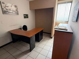 EDIFICIO EN VENTA / RENTA – ZONA 10 - 4