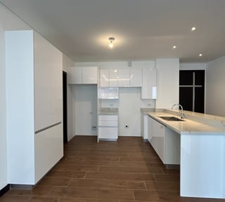 Apartamento en renta en zona 16, Cayala