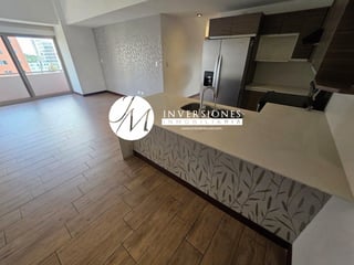 Apartamento en Renta de 3 dormitorios en zona 10 - 2