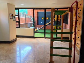 APARTAMENTO EN ALQUILER EN ZONA 14 - 4