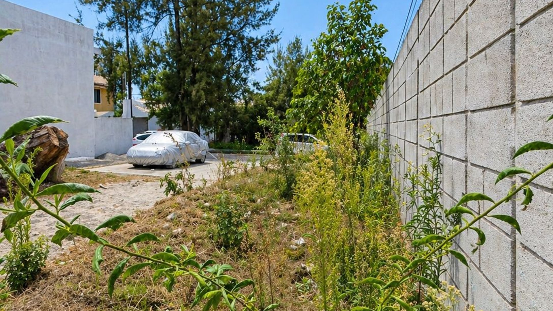 TERRENO PLANO EN VENTA, CONDOMINIO DE SANTA LUCIA MILPAS ALTAS - Miniatura 2