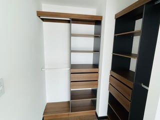 Apartamento de esquina en IQ10 Zona 10 | 2 Habitaciones Nivel 15 con lindas vistas - 3