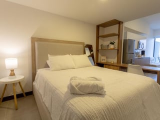 Apartamento Amueblado en Venta Zona 13 - 4