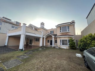 Casa en Venta – Santa Elisa, Zona 12 - 3