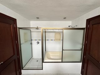 Casa Residencial en Venta en Zona 16 Kanajuyú II - Image 15