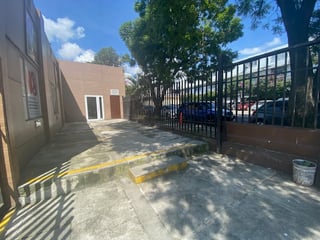 Locales a una cuadra de Las Americas en alquiler, zona 13 - 2
