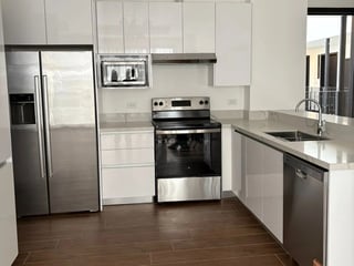 Apartamento en renta 2 habitaciones - Lirios Cayalá, Zona 16 Ref-6038 - 4