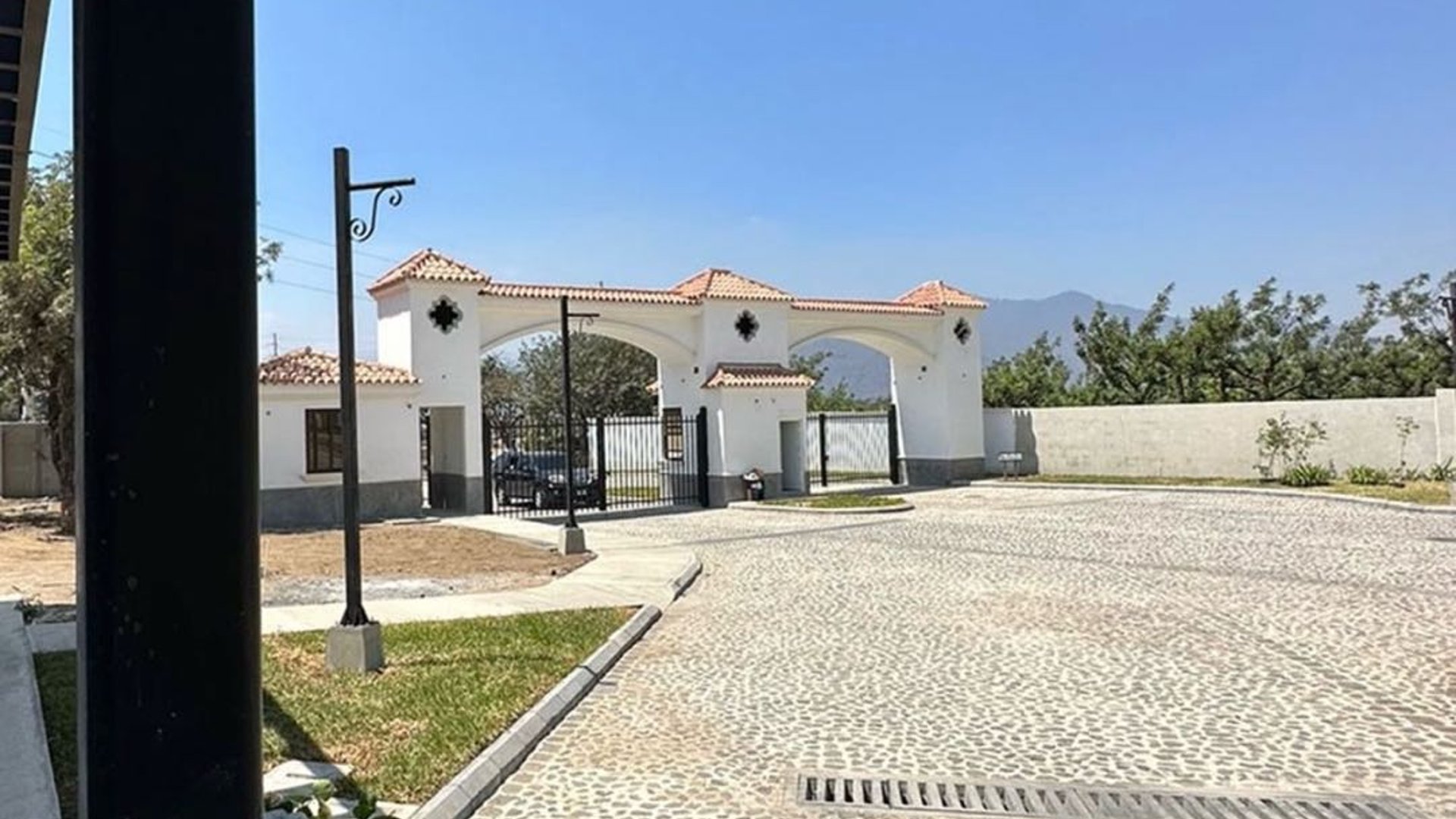Venta de terrenos en Residencia Los Apóstoles, Antigua Guatemala - Miniatura 4