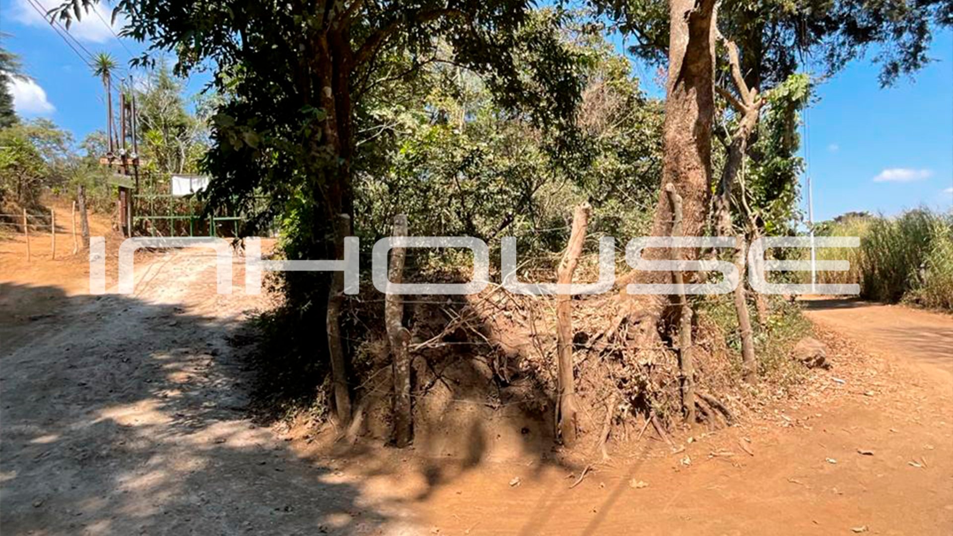 TERRENO EN VENTA EN SANTA ELENA BARILLAS