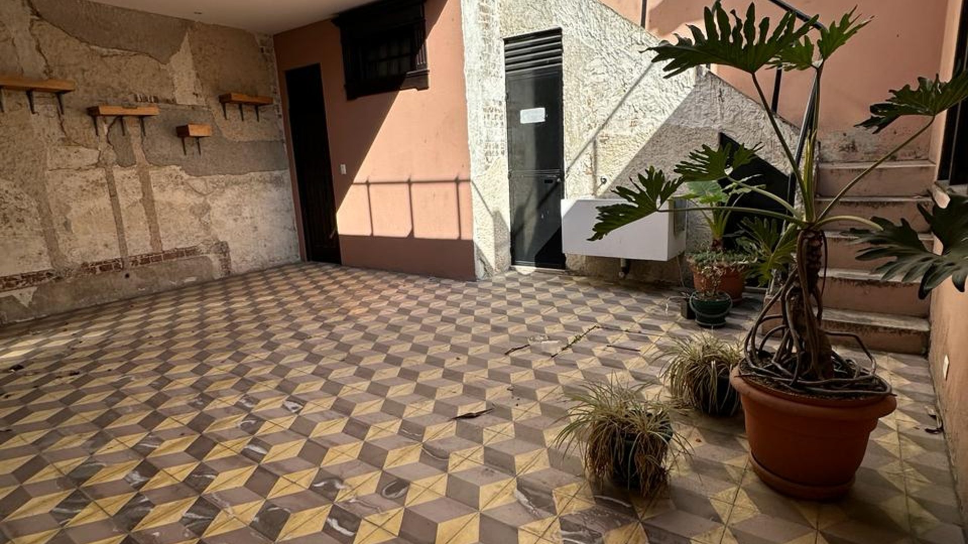 Casa en alquiler, Zona 1. - Miniatura 2
