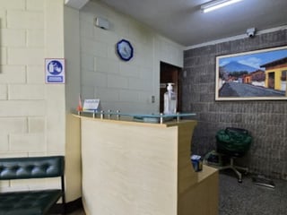Clínica en Alquiler Zona 1 de Mixco, cerca del parque - 3