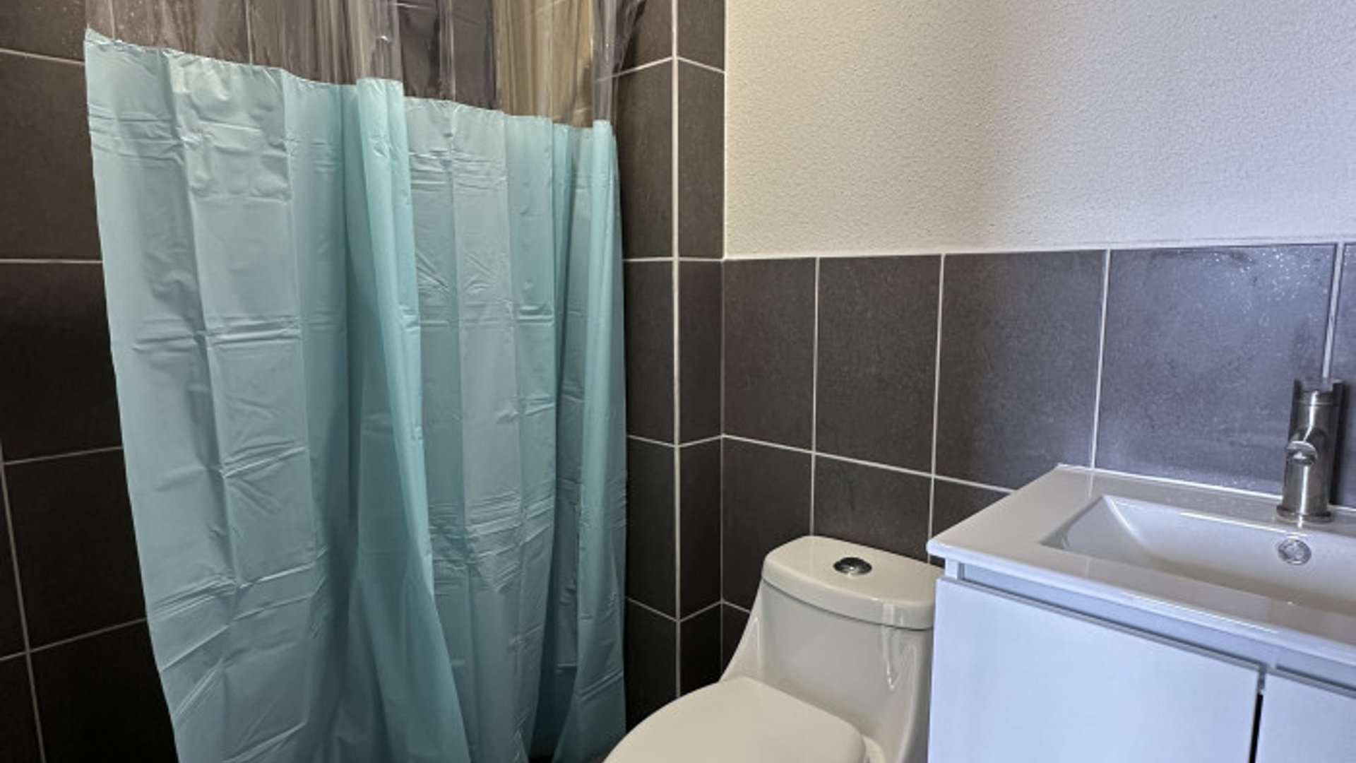 Apartamento renta 3 habitaciones cerca USAC Zona 12 - Miniatura 13