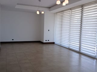 Apartamento en renta de 3 habitaciones y linea blanca en Z16 Ref-5382 - 5