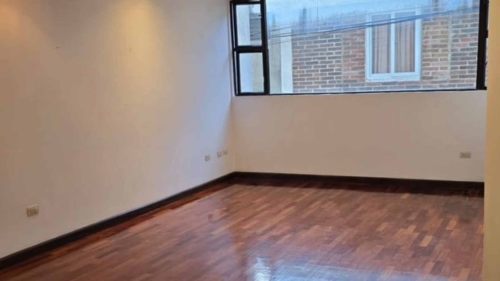 Amplio Apartamento en renta zona 14, La Villa.