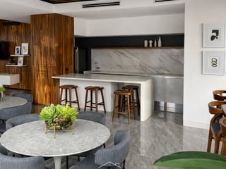 Modern 1-Bedroom Apartment with Parking in Zone 10, Guatemala City | $1325 Rent - Image 7