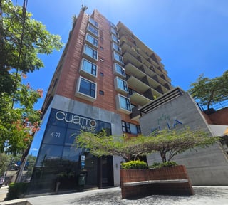 VENTA Apartamento Loft Zona 4 Edificio Cuatro Venezia