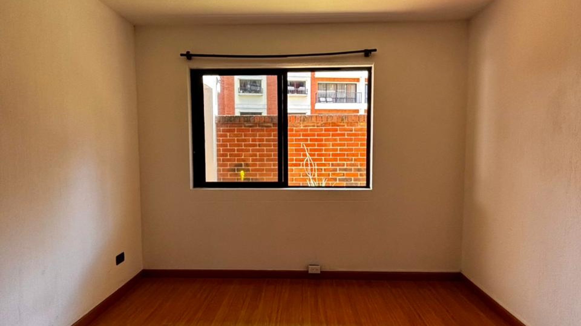 Apartamento en Renta zona 11 /  Balcones de las Charcas - Miniatura 7