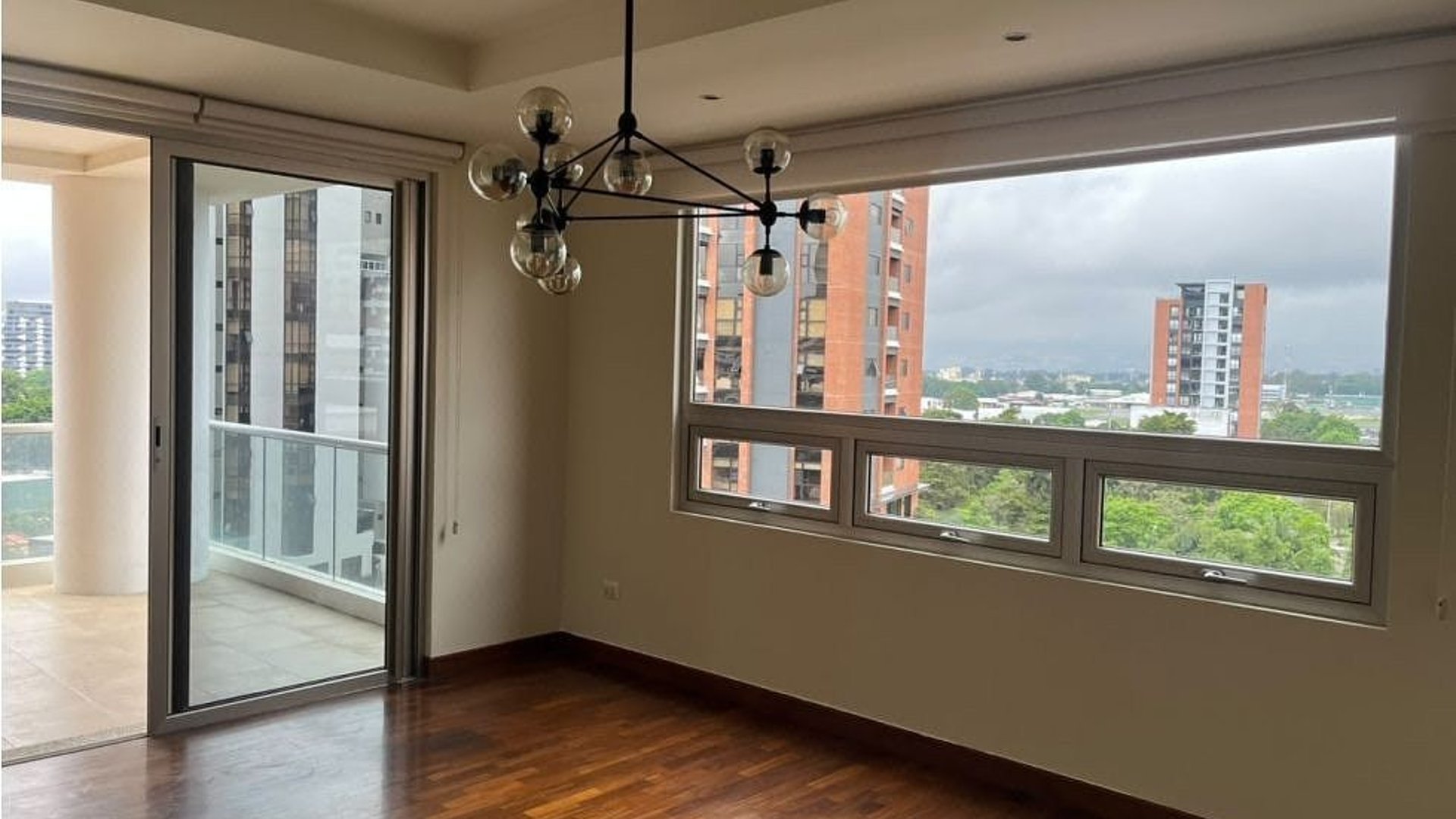 Apartamento en Alquiler | AKOYA, Zona 14