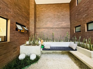 Venta de Hermoso Apartamento - Ikaria, Zona 15 - Image 18