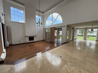 Casa de 5 habitaciones en alquiler o venta, La Montaña zona 16 - 3