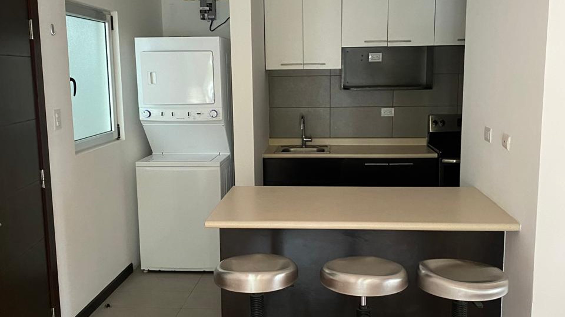 APARTAMENTO EN RESIDENCIALES ALMORETO VILLAS, KM.14.5 CAES