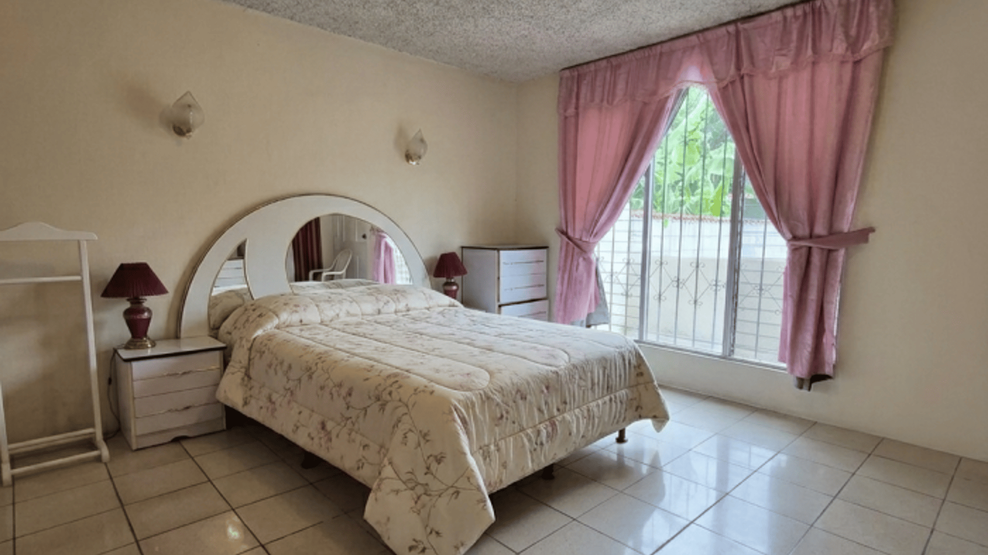 Casa en venta en Bosques de San Nicolás zona 4 Mixco - Miniatura 18