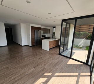 Apartamento en IQ10, Zona 10